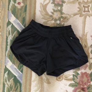Lululemon Tracker Short 4”